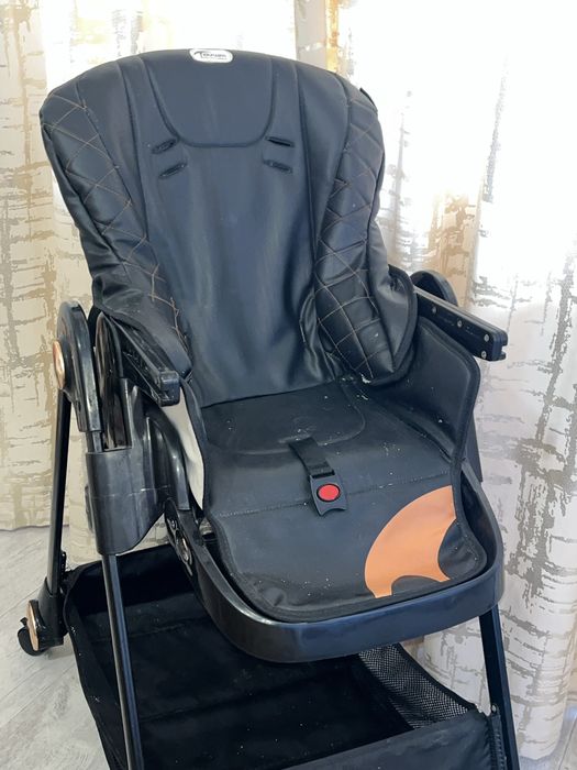 Продам стульчик для кормления