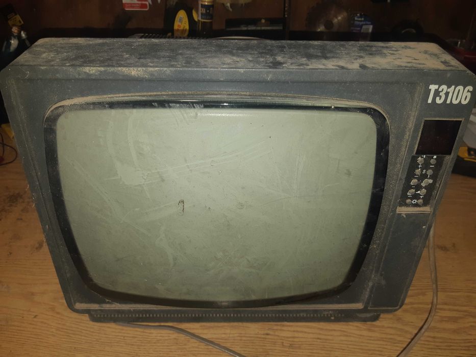 Радио касетофони и телевизори