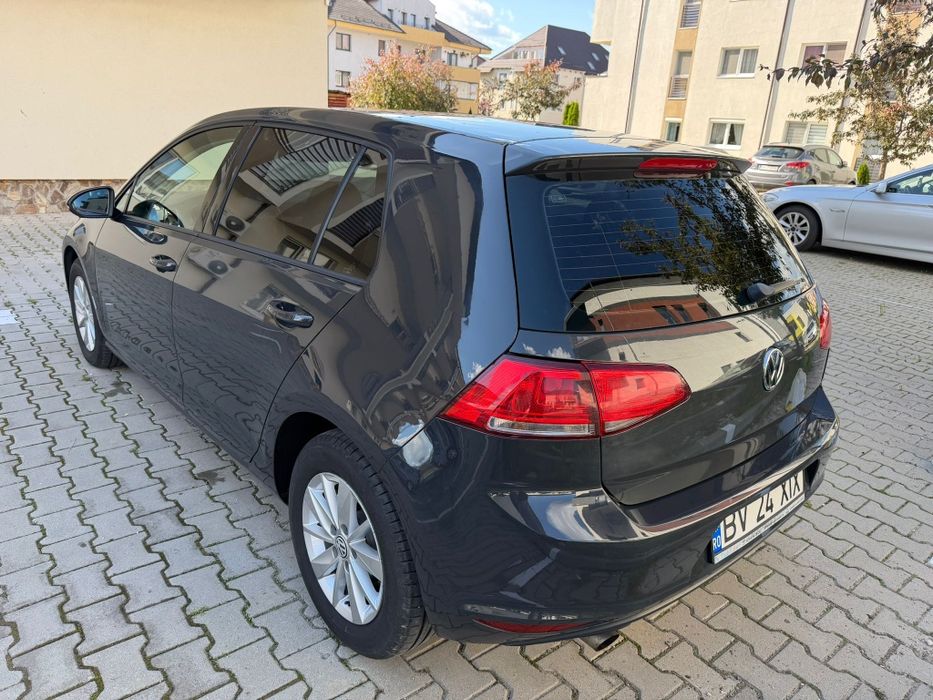 VW Golf Confortline 1.2 TSI + Set roti de iarna cu jante