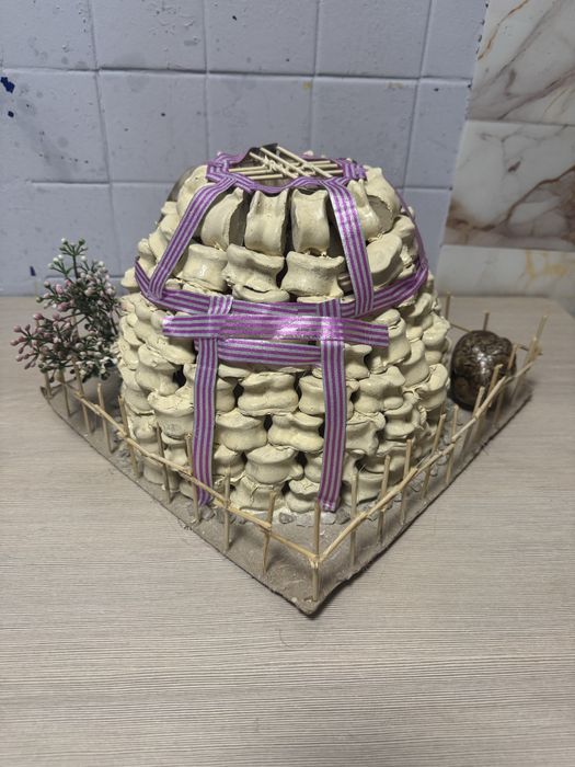 Юрта из асык. Асықтан жасалған киіз үй