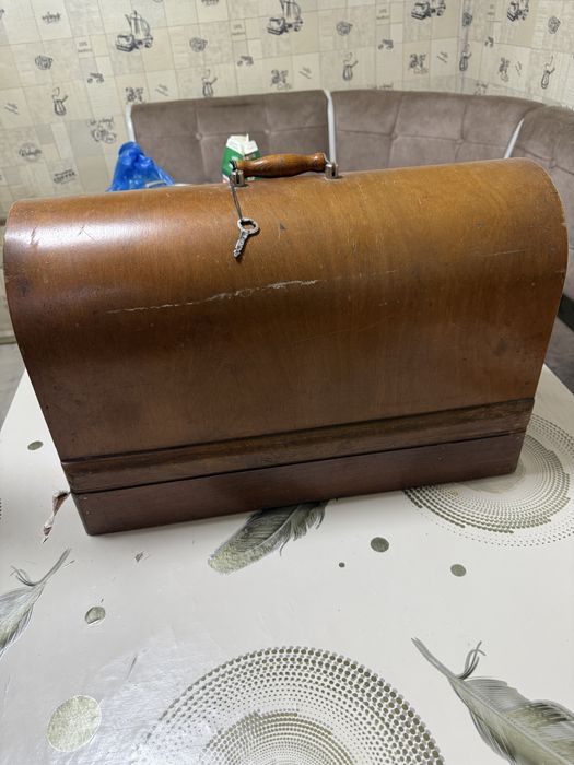 Швейная машинка бу