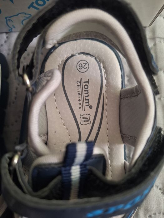 Нови сандали 26 номер