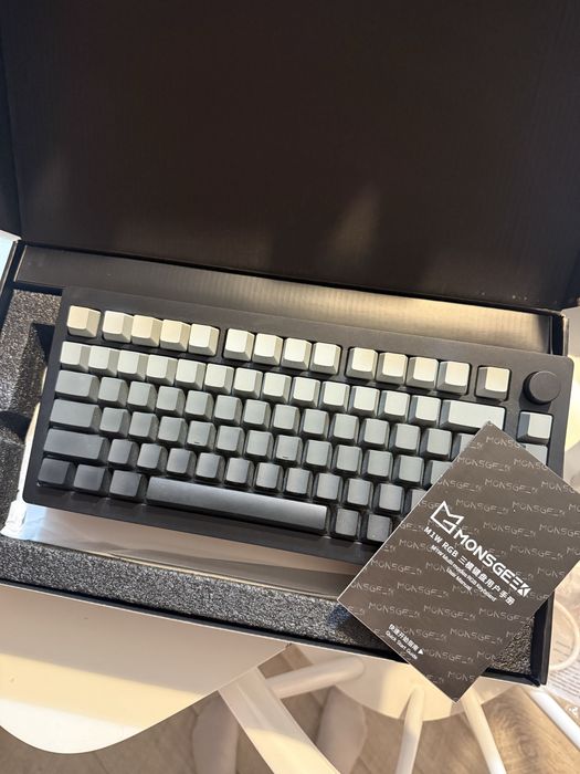 Механическая клавиатура MonsGeek M1W RGB беспроводная