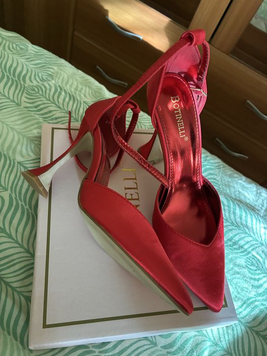 Pantofi de ocazie Botinelli roșii