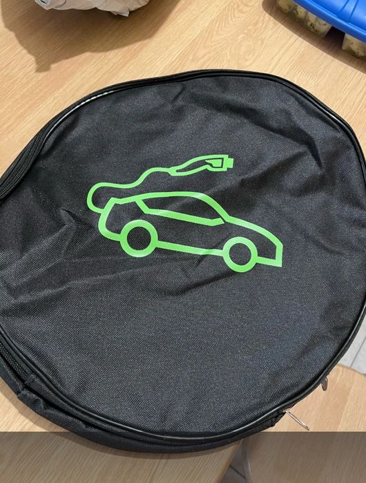 Сумка,  Чихол зарядное устройство для электромобиля