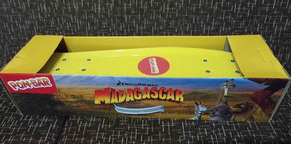 Skateboard Madagascar Pombar, nou