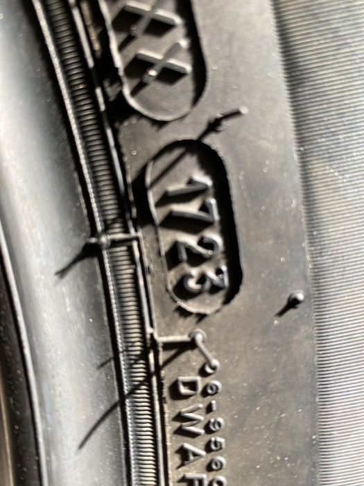 Шины 245/65/17 пара бу мишлен