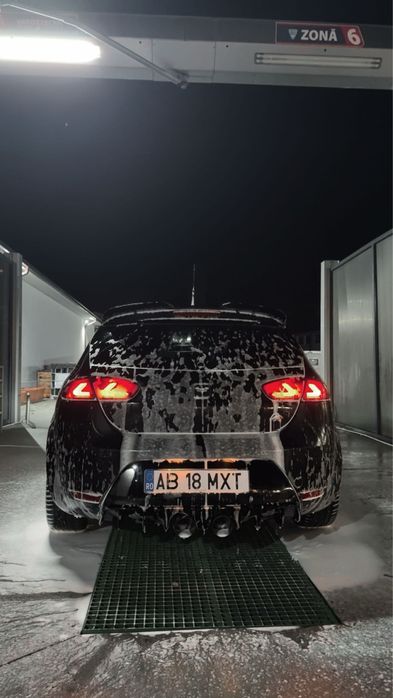 SEAT Leon 2012 — imagine 3