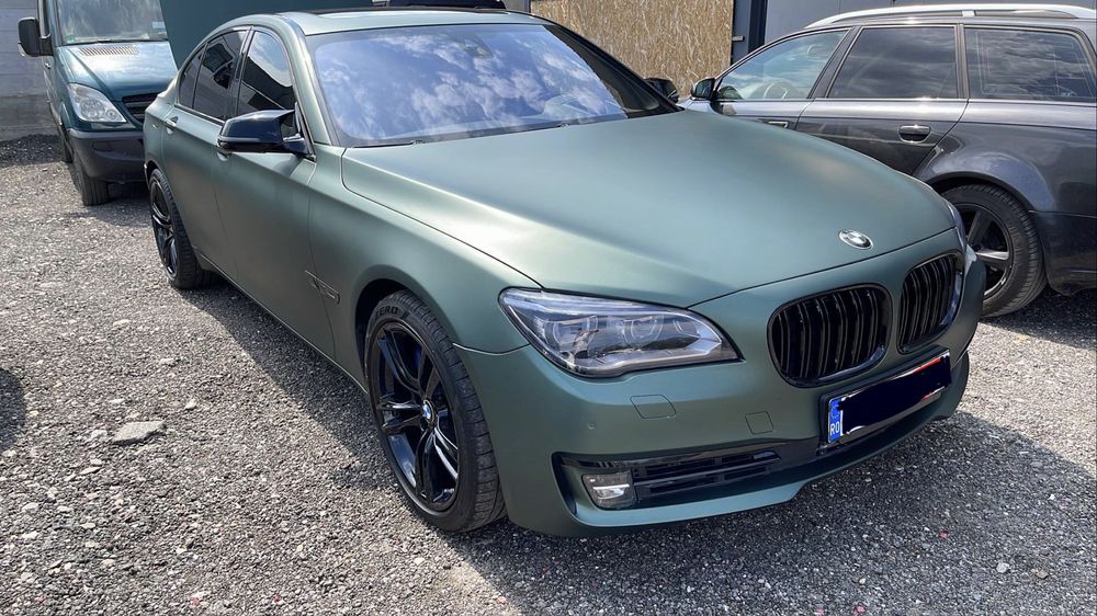 Vand sau schimb BMW 750d 2013