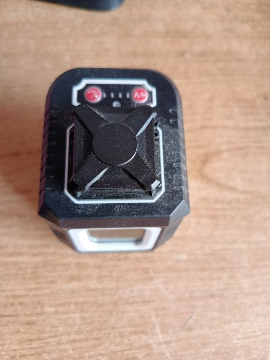 Лазерный уровень Hyundai