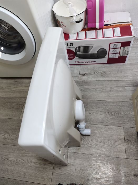 Раковина настенная