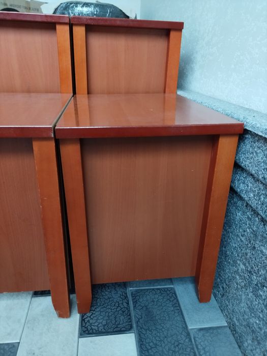 Mebel yengidey turipdi 4 ta va 2 ta oyna ham bor