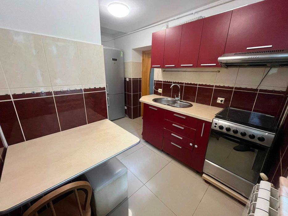 Închiriez apartament 3 camere, 70 mp, parter, Strada Armoniei – 350 €