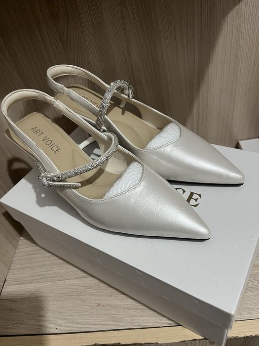 Продам туфли женские