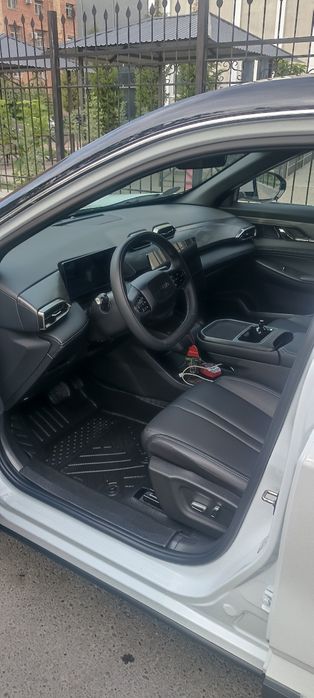 Вариантга ёки Насияга Dongfeng Aelous L 7 2025 зап 518 км.