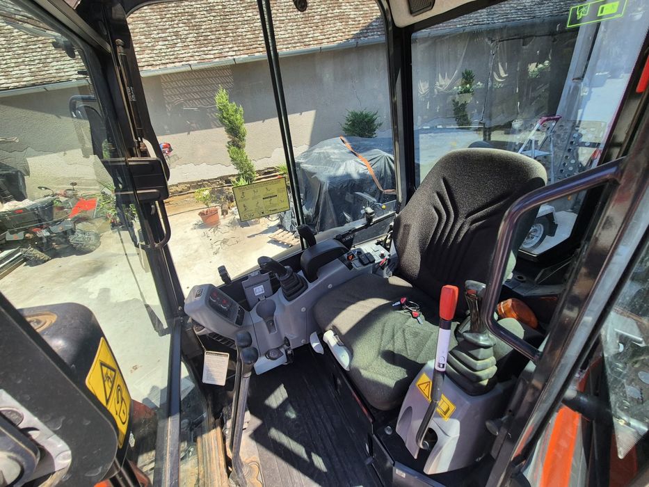 Kubota U27 2022 900 de ore