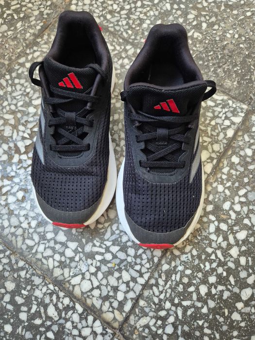 Оригинални маратонки Adidas
