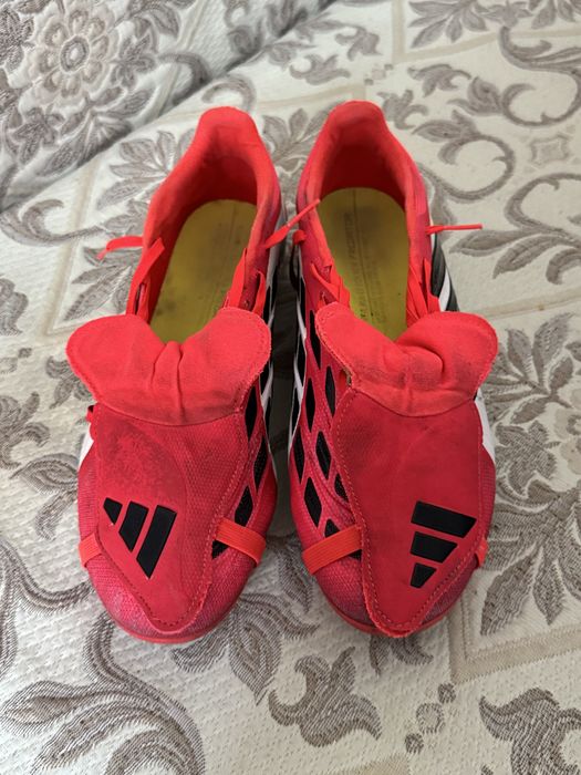 Продам бутсы,оригинал Adidas