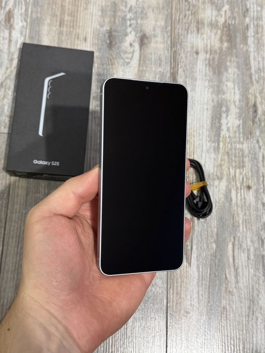 Samsung Galaxy S25 5G 128 GB Лизинг Yettel