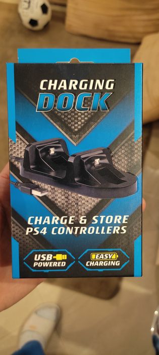 Зарядна станция за 2бр контролери PS4