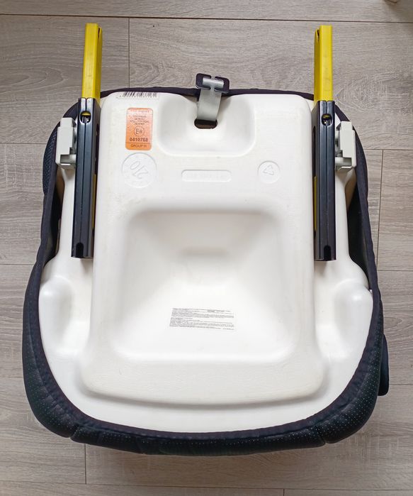 Inaltator auto Chipolino Roady cu sistem Isofix