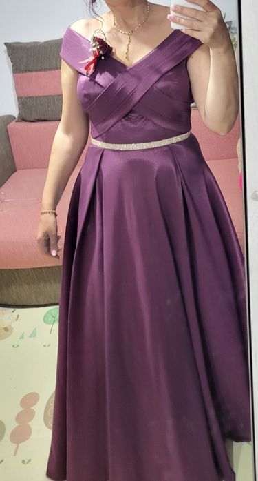 Vând rochie  de ocazie !