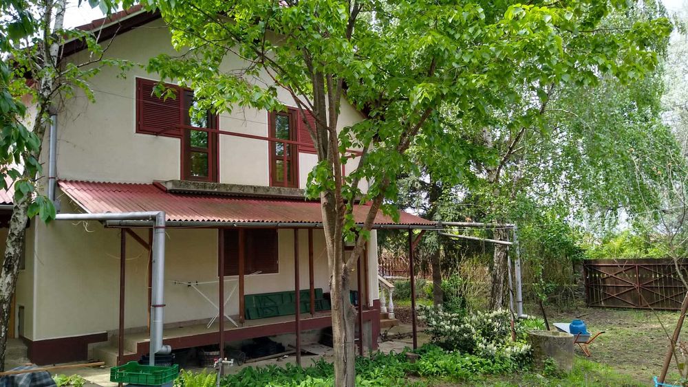 Casa de vanzare in Cuvin com. Ghioroc jud Arad