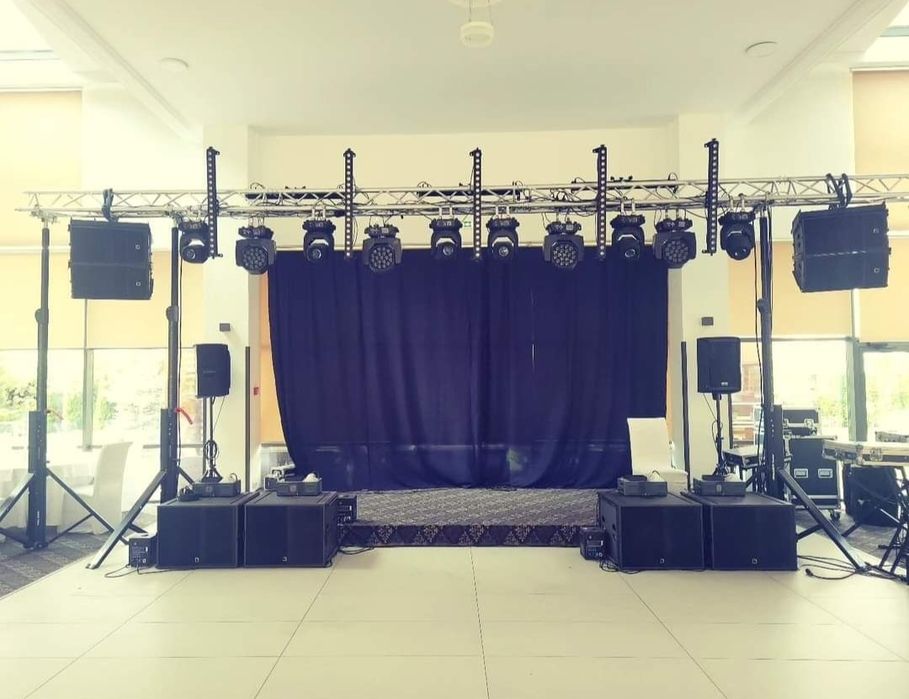 Vand Inchiriez L'acoustics SB18M Wide LA8