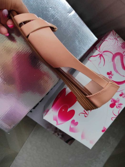 Нови модели дамски обувки