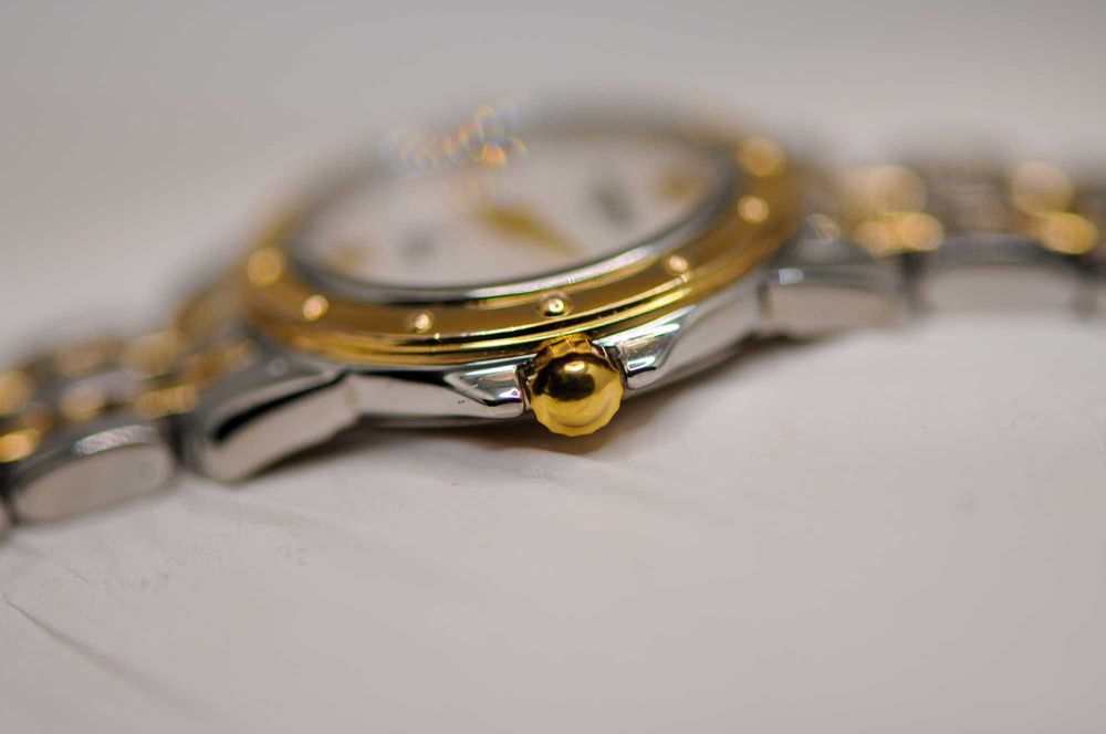 Швейцарски дамски часовник - Raymond Weil Tango 5860