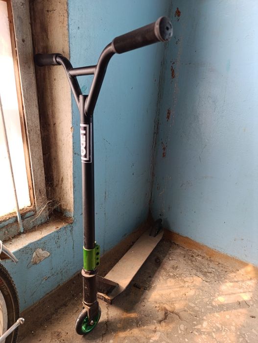 Продам самокат двухколёсный