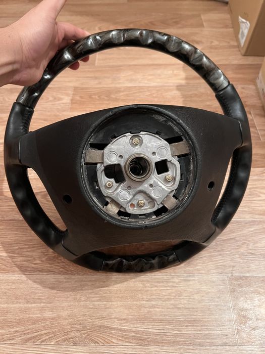 Продам руль на мерседес