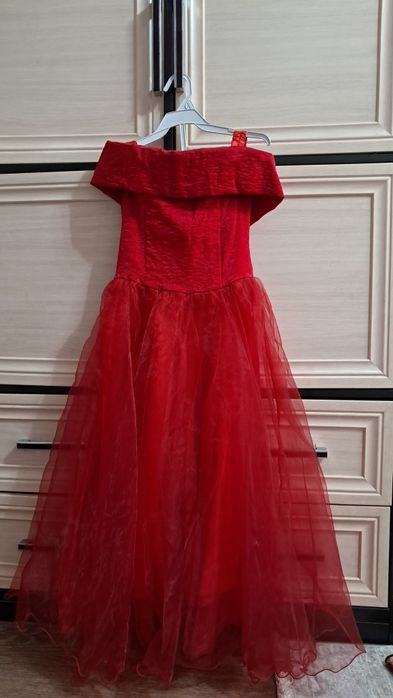 Платье детское праздничное