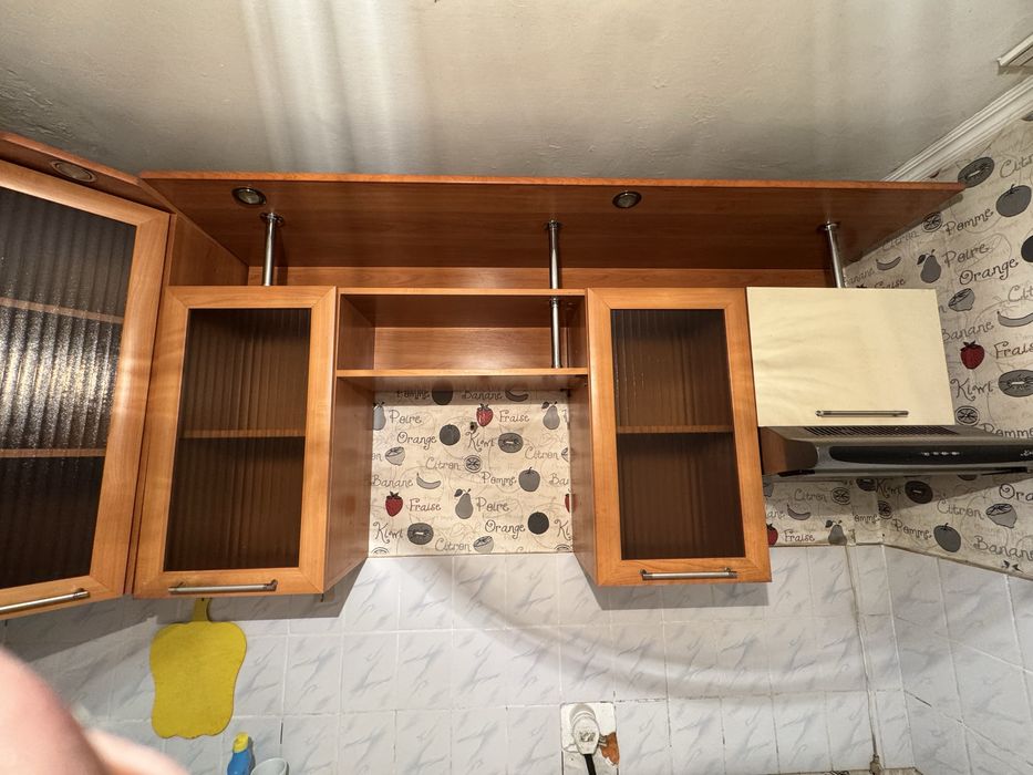 Кухонный гарнитур продам