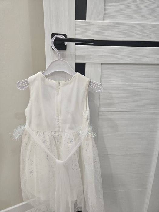 Продам Платье для девочек