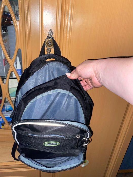 Рюкзак для школы + пенал в подарок