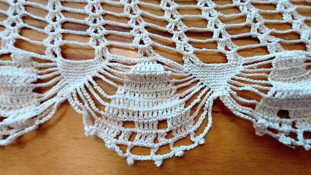 Покривка на една кука. Кръгла - 150 см.