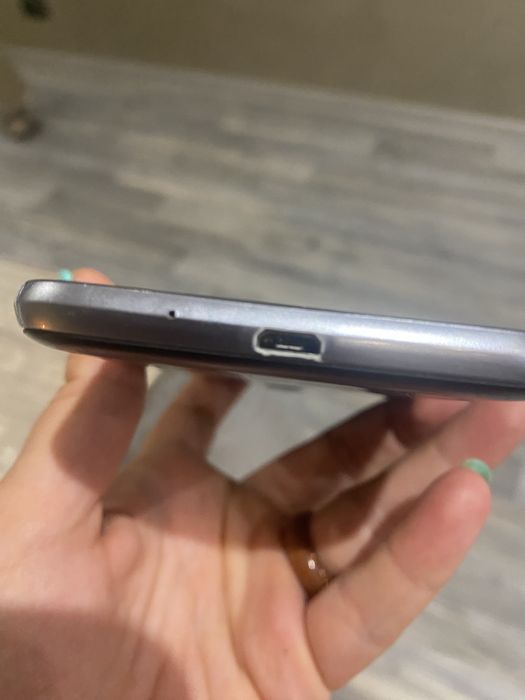 Samsung j3 -перфектен