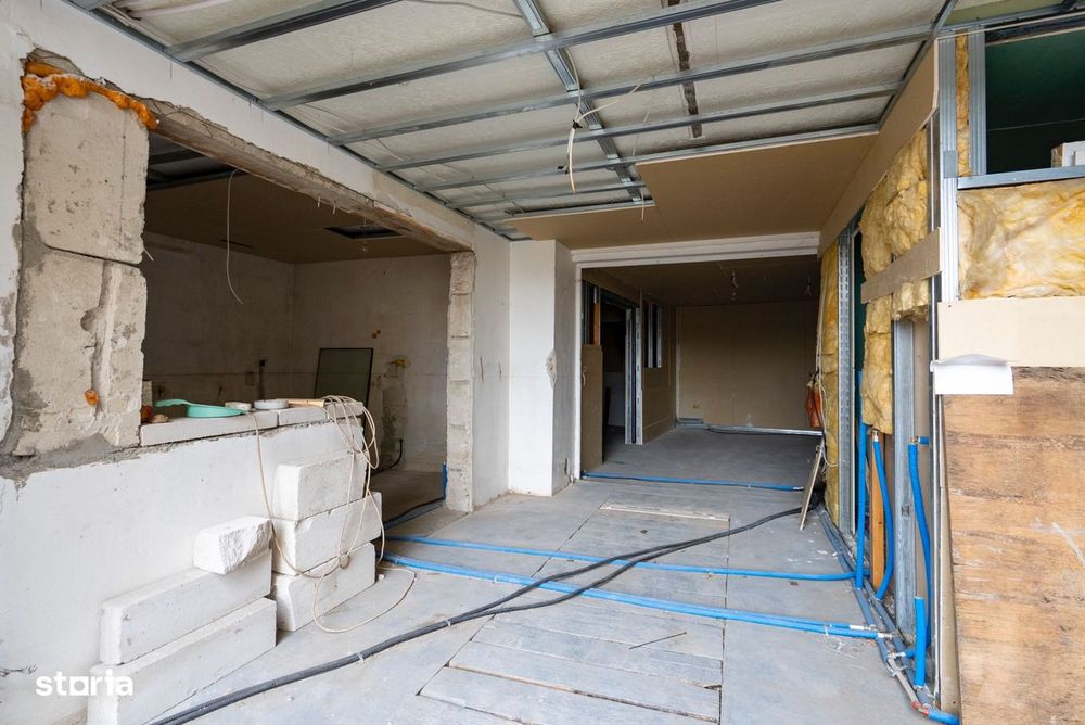 Casa 5 camere in Rogerius, la bulevard, cu acces auto