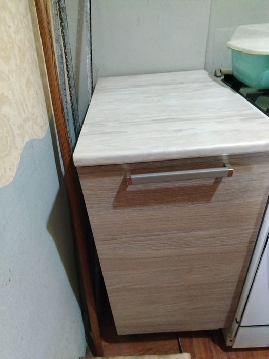 продаю кухонные шкафы