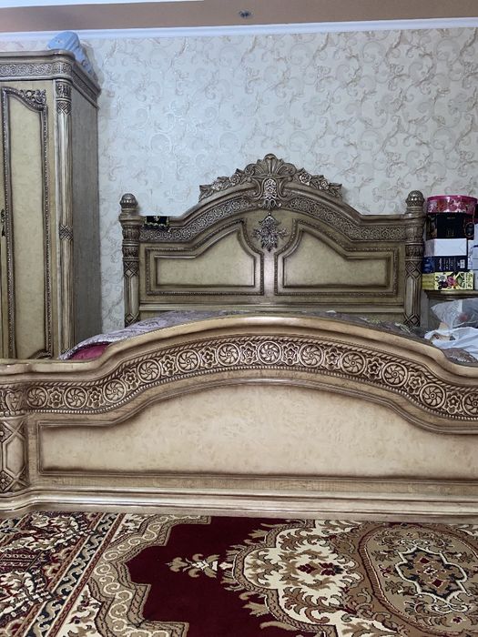 Spalni mebel yaxshi xolatda