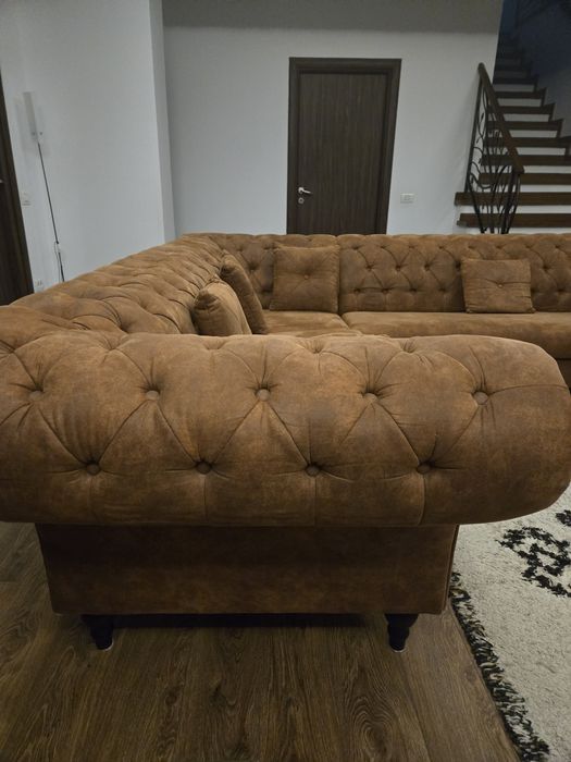 Chesterfield coltar /canapea