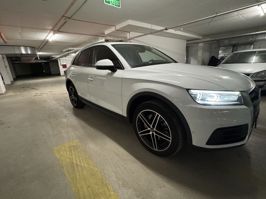 Audi Q5 2.0 tdi quattro Mild Hybrid 204 cp - Webasto - Dețin CARVERTICAL