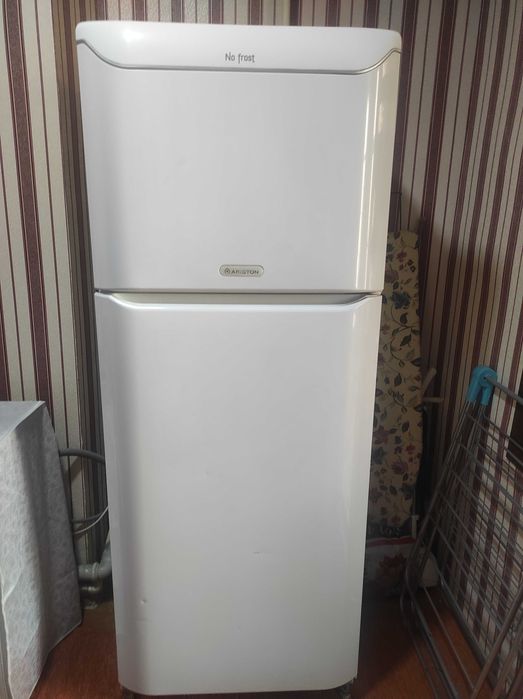 Холодильник Б/У холодильник