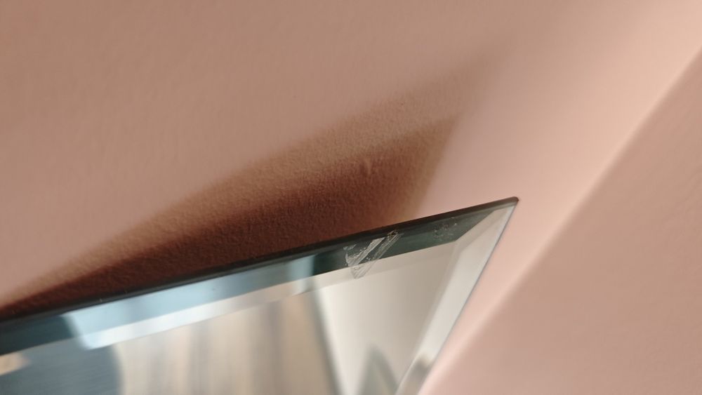 Продвам и подарявам огледала