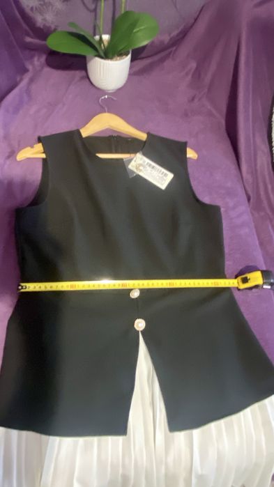 Noua cu eticheta, rochie plisata alb negru, XL/42