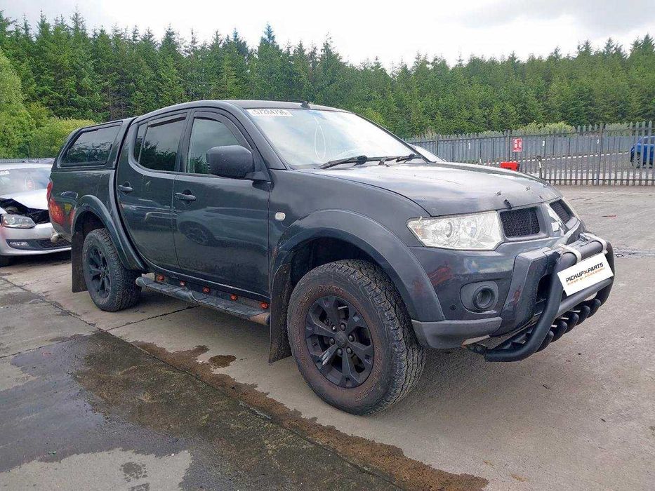 Dezmembrez Mitsubishi L200 2.5 Diesel 2013