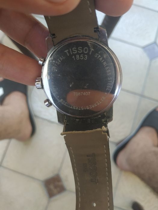 Швецарский часы срочно продам