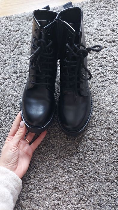 Ghete Hugo Boss stare foarte buna