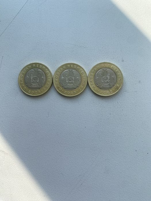 Монеты 100 тенге с зверями